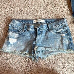 Abercrombie & Fitch Low Rise Shorts